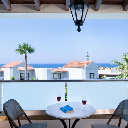 קאטו דרטסו Nireas Hotel מראה חיצוני תמונה