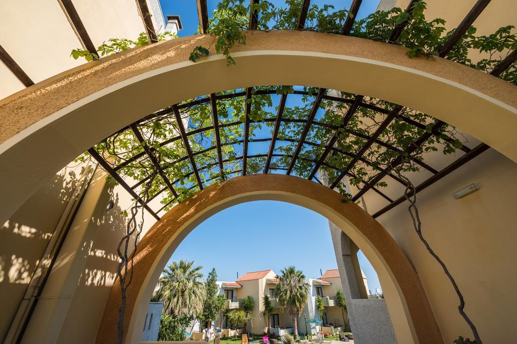 קאטו דרטסו Nireas Hotel מראה חיצוני תמונה